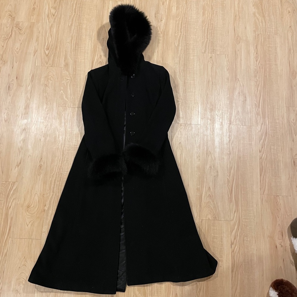 Authentic Marvin Richards over coat